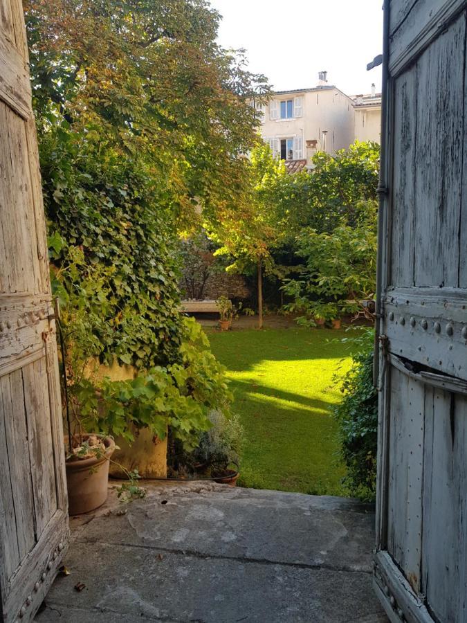 Bed And Breakfast Jardin De Marie 엑상프로방스 외부 사진
